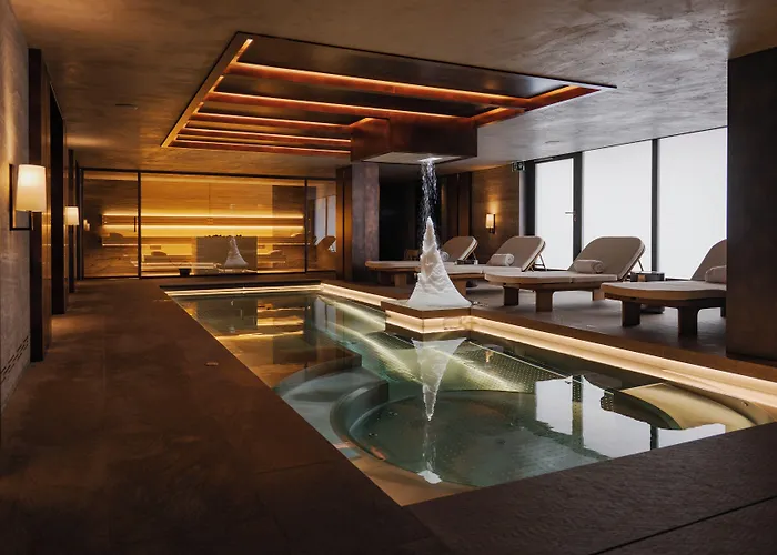 No 14 Hotel 5*